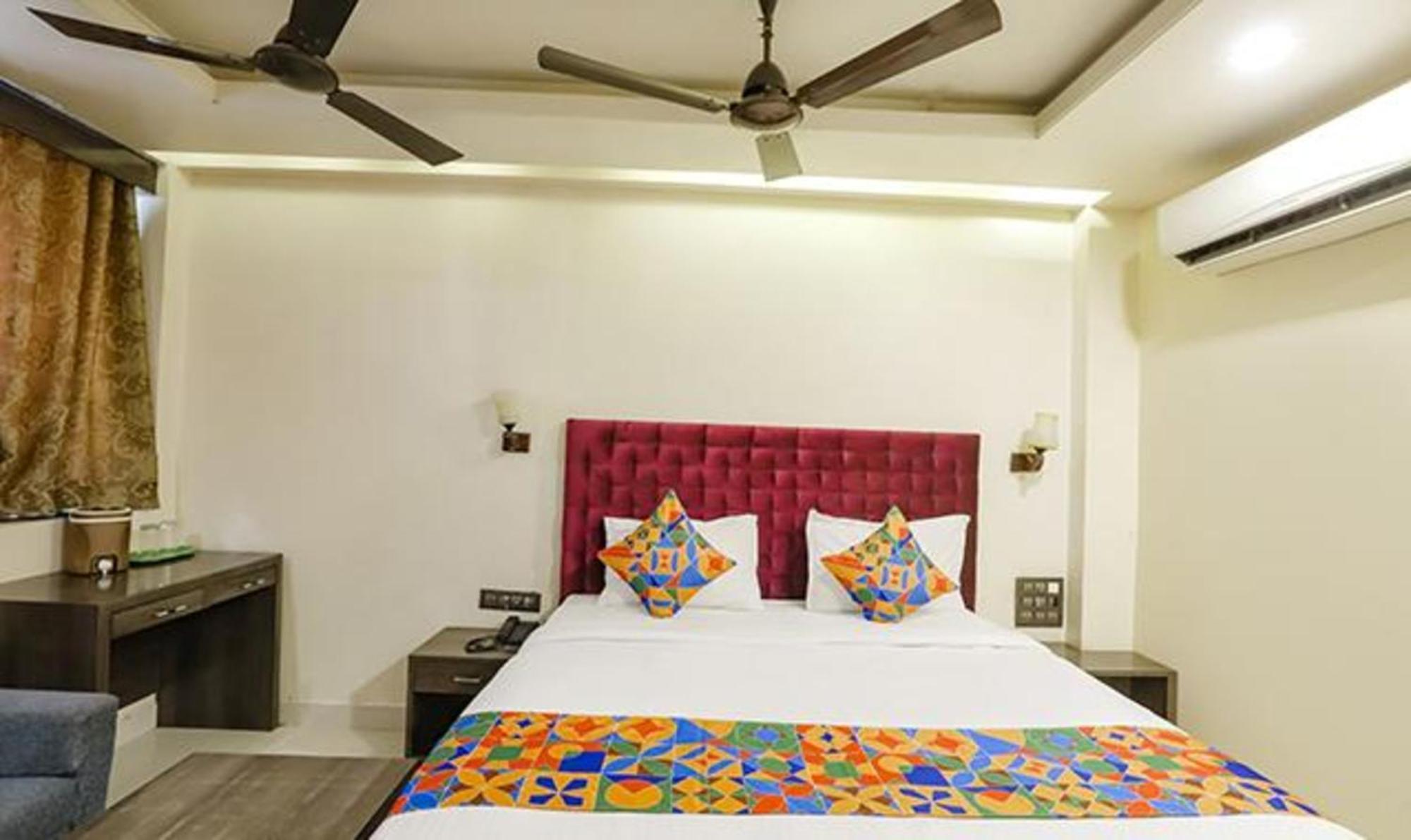 OYO 4381 Hotel Parashar Nagpur Exterior foto