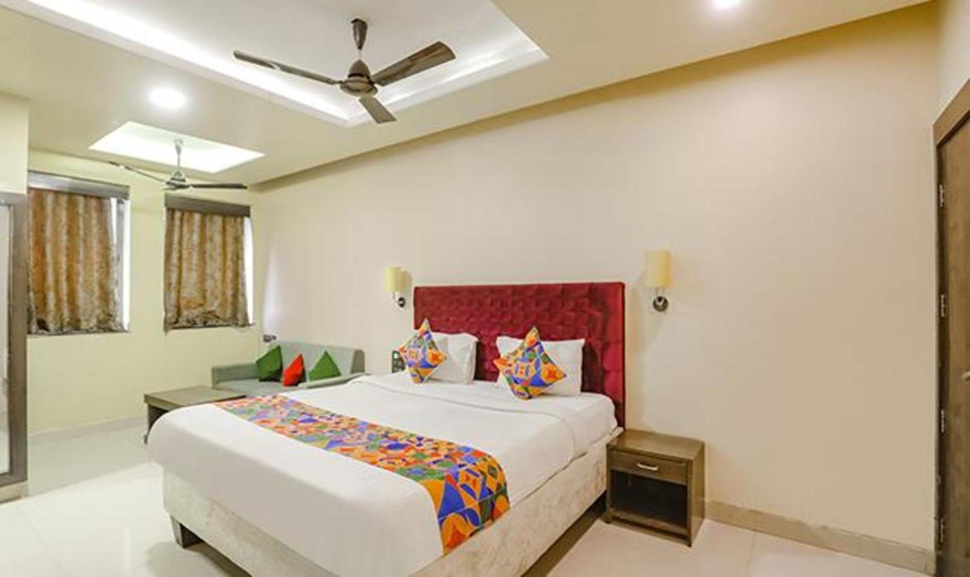 OYO 4381 Hotel Parashar Nagpur Exterior foto