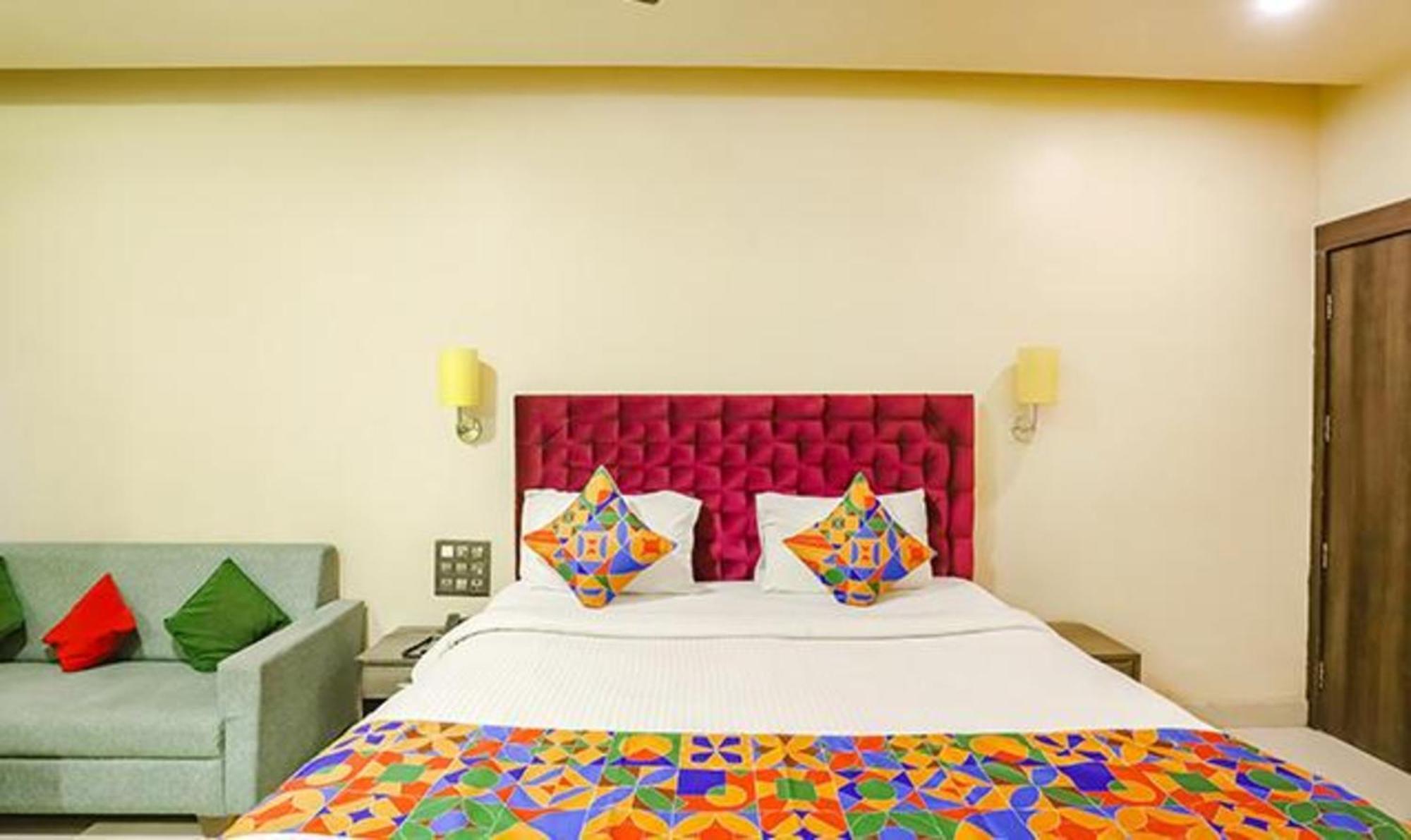 OYO 4381 Hotel Parashar Nagpur Exterior foto