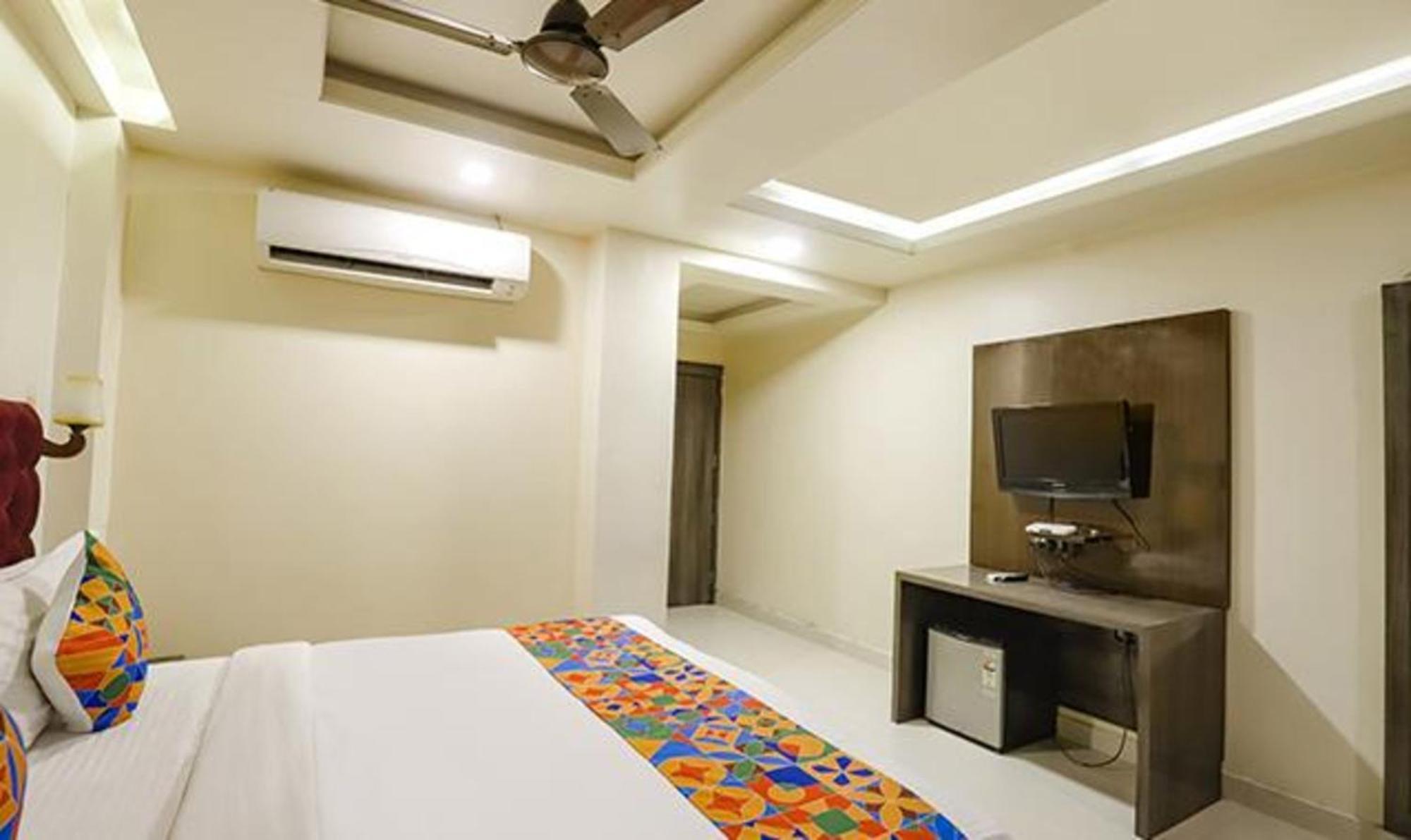 OYO 4381 Hotel Parashar Nagpur Exterior foto
